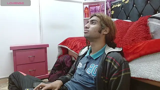 andresdark 07 online show from 01/06/26, 02:59