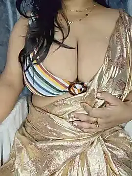 Snapshot of Curvy_Pooja chatting on 06/20/26, 06:00 Curvy Pooja online show from 06/20/26, 06:00