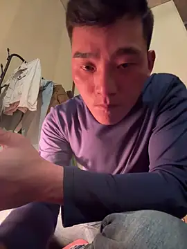 Snapshot of sanu551 chatting on 12/16/25, 04:34 sanu551 online show from 12/16/25, 04:34