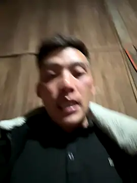 Snapshot of sanu551 chatting on 12/21/25, 12:23 sanu551 online show from 12/21/25, 12:23