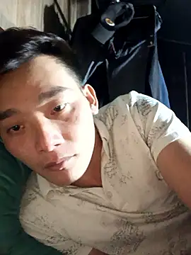 Snapshot of sanu551 chatting on 01/15/26, 02:43 sanu551 online show from 01/15/26, 02:43