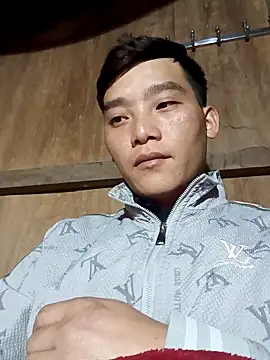 Snapshot of sanu551 chatting on 02/01/26, 02:21 sanu551 online show from 02/01/26, 02:21