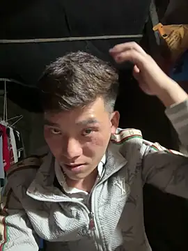 Snapshot of sanu551 chatting on 02/16/26, 01:07 sanu551 online show from 02/16/26, 01:07