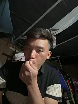 Snapshot of sanu551 chatting on 02/28/26, 01:12 sanu551 online show from 02/28/26, 01:12