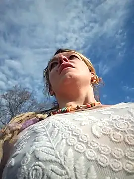 Snapshot of Horny_hippie chatting on 11/20/25, 07:57 Horny hippie online show from 11/20/25, 07:57