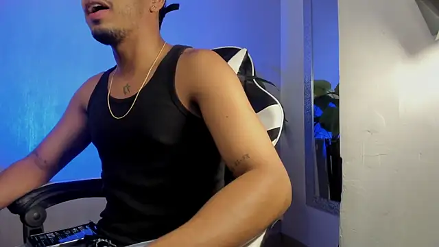 Brand Collins online show from 12/14/25, 07:58