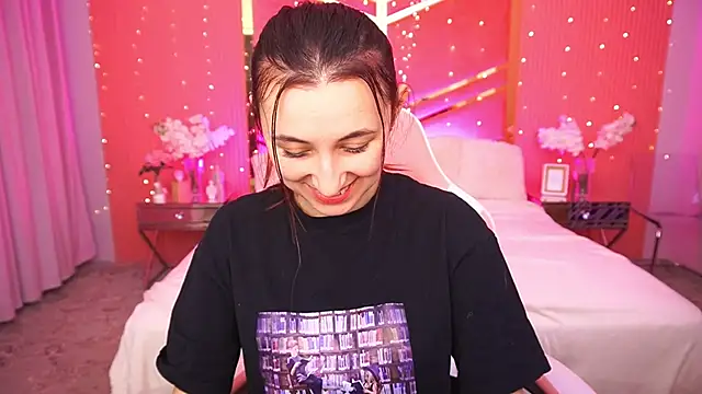 RoxieRay online show from 02/11/26, 03:39