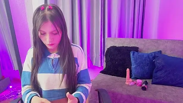 Snapshot of TiinaJonus_ chatting on 02/28/26, 04:13 TiinaJonus online show from 02/28/26, 04:13