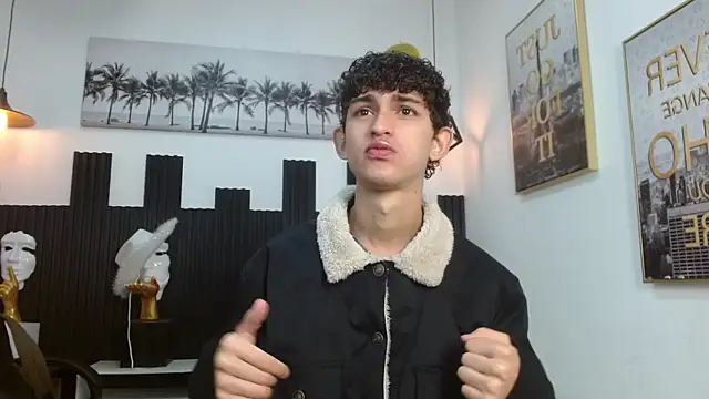 Snapshot of Michaelkoiv chatting on 07/12/26, 11:23 Michaelkoiv online show from 07/12/26, 11:23
