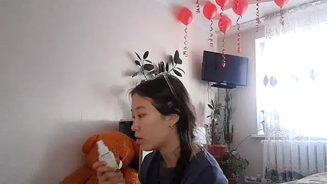 MollyTiger online show from 11/27/25, 08:49