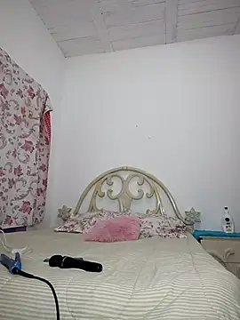 Im Kloe online show from 11/28/25, 10:45