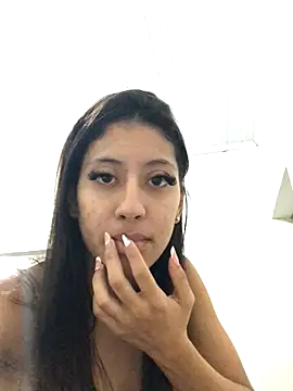 casalnovo8 online show from 12/19/25, 05:14