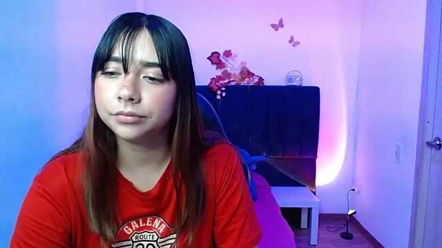 Snapshot of CherryBloom__ chatting on 12/17/25, 11:22 CherryBloom online show from 12/17/25, 11:22