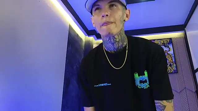 Paulo 527 online show from 02/16/26, 08:49