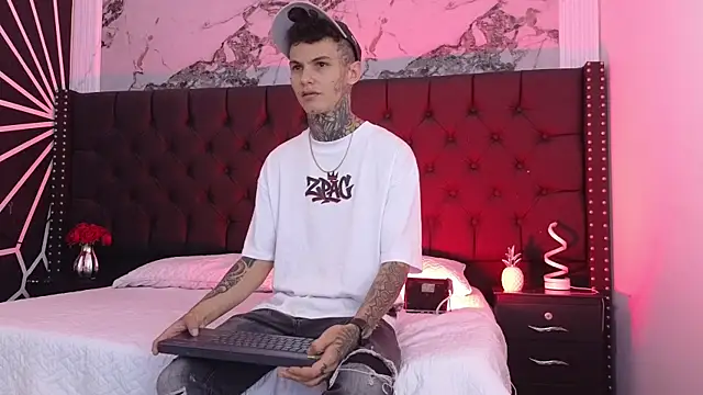 Paulo 527 online show from 07/06/26, 04:20