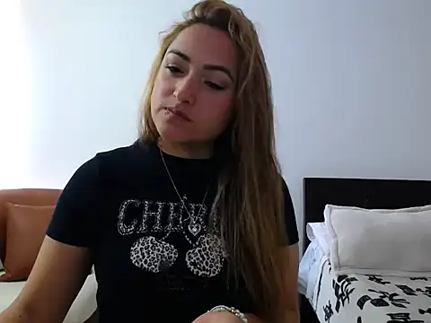 ximenaxcite19 online show from 12/05/25, 01:09