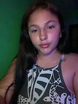 Snapshot of Emily_milk_1 chatting on 06/14/26, 05:31 Emily milk 1 online show from 06/14/26, 05:31