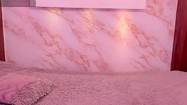 Dakota ferreti  online show from 03/20/26, 06:29