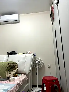 22xiaopingguo online show from 12/02/25, 03:40