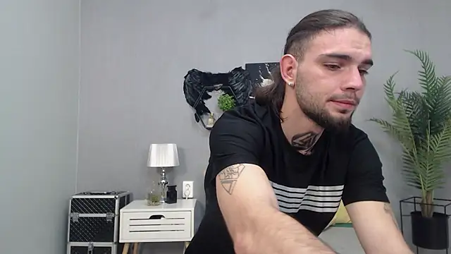 KaneHunter online show from 12/04/25, 09:12