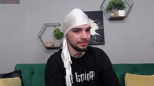 KaneHunter online show from 04/12/26, 09:53