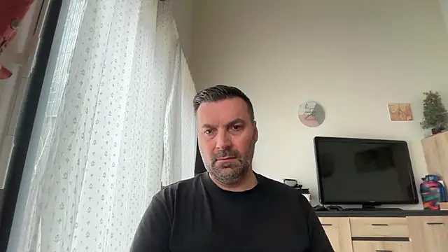 coolsmith81 online show from 05/18/26, 07:14