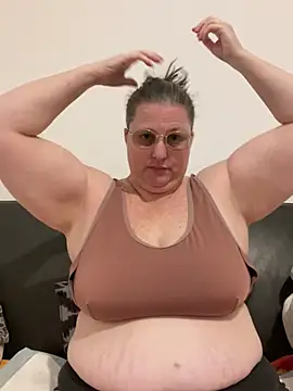 bea french curvy online show from 01/12/26, 06:29