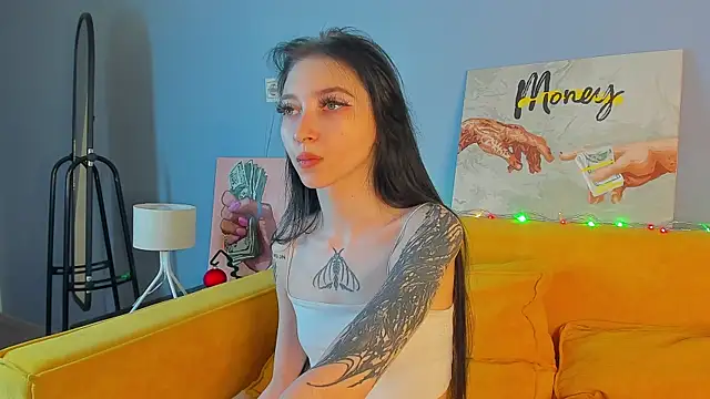 Ellen Hops online show from 12/05/25, 04:43