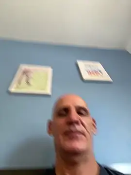Elosoo online show from 05/25/26, 12:22