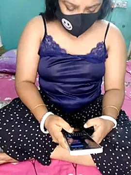 priya2098 online show from 04/16/26, 06:09