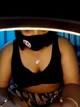 priya2098 online show from 07/15/26, 06:13