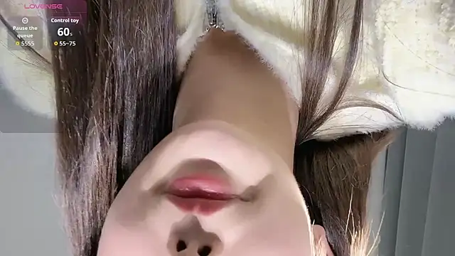 wanou33669 online show from 11/27/25, 06:04