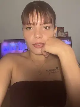 Zoe mayers online show from 05/11/26, 02:23