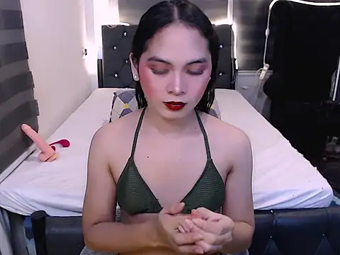 Snapshot of sylvannia_cumslut chatting on 12/01/25, 02:16 sylvannia cumslut online show from 12/01/25, 02:16