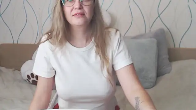 KissKsy online show from 12/01/25, 06:07