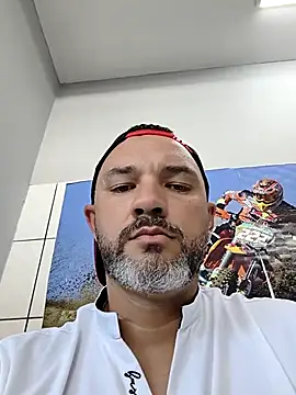 Paugostoso86 online show from 11/26/25, 07:37