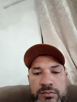 Paugostoso86 online show from 11/28/25, 09:23