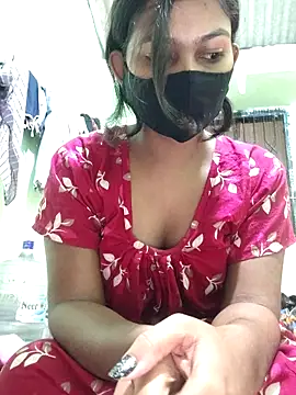 Hot-Bidhika online show from 12/17/25, 04:35