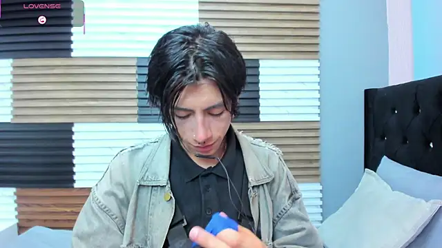 LiamShelby online show from 01/15/26, 04:17