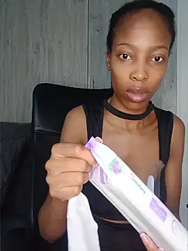 MsParisSmith online show from 04/15/26, 10:10