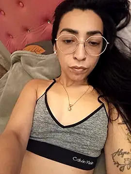 Yani-14 online show from 05/05/26, 11:46