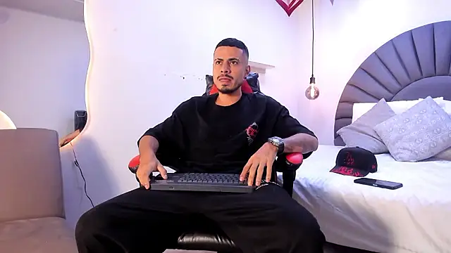 MatthewCullen online show from 03/25/26, 04:07