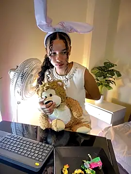 ZoeyFierce online show from 11/29/25, 02:42