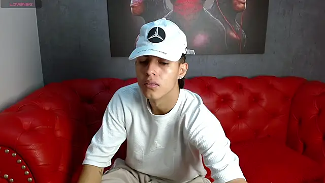 Ethan Jamees online show from 12/17/25, 02:45