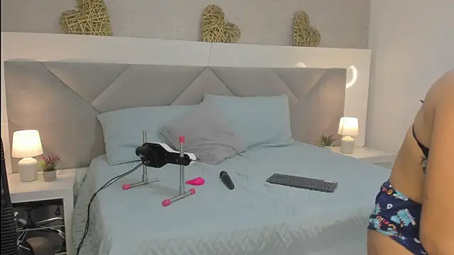 Valery jame online show from 04/12/26, 04:01