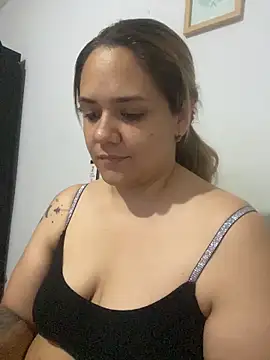 LoreinnFox online show from 04/13/26, 06:52