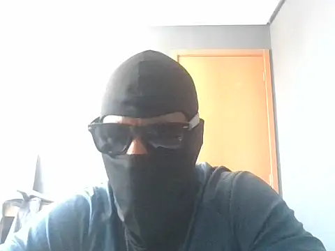 Snapshot of Sexobandido chatting on 12/19/25, 02:46 Sexobandido online show from 12/19/25, 02:46