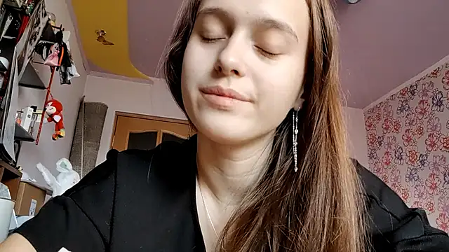 SophieHazely online show from 12/02/25, 01:22