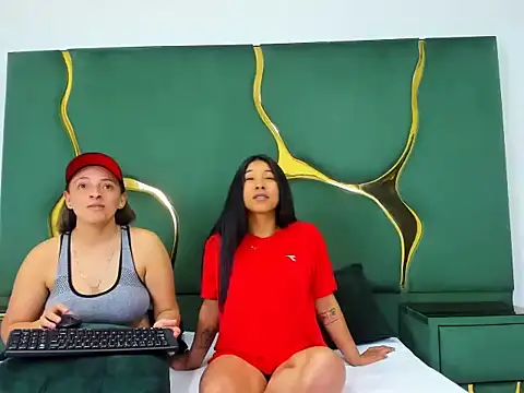 Alyssa Noah online show from 11/29/25, 05:54