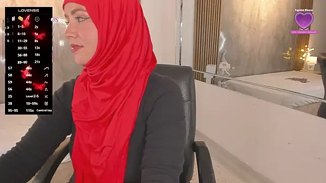 Snapshot of JannaLove_ chatting on 11/27/25, 09:28 JannaLove online show from 11/27/25, 09:28